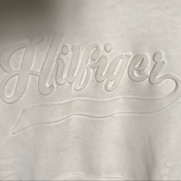 Tommy Hilfiger Sweatshirt NWOT - Picture 2 of 3